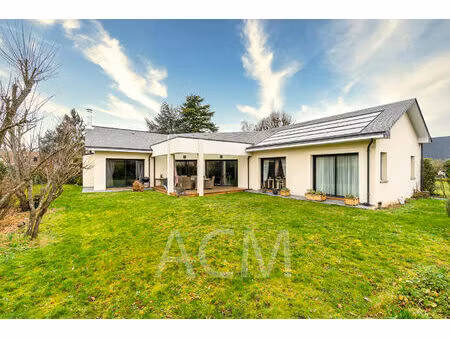 rare sur le marché maison plain-pied - le mesnil le roi - 8 pièces