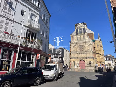 maison quartier bonsecours avec exterieur
