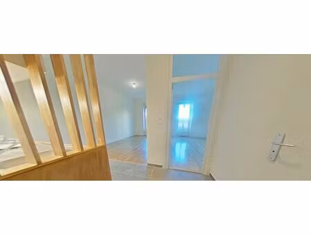 appartement t2 // rue marceau // oullins