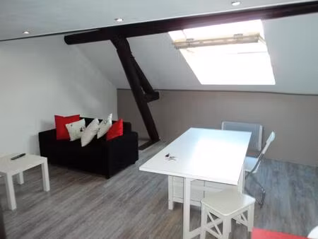 location appartement 2 pièces 38 m² à reims (51100)