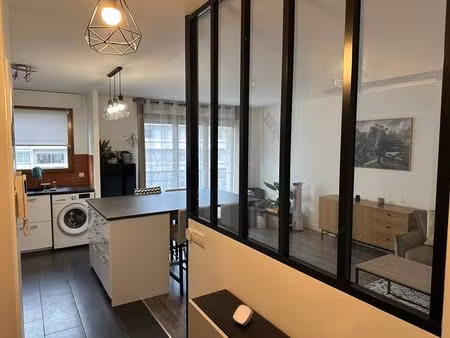 location appartement 2 pièces 53 m² à courbevoie (92400)