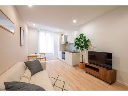 location appartement 2 pièces 36 m² à toulon (83000)