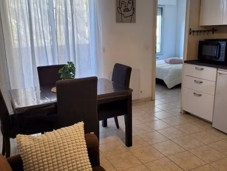 t2 centre aix + garage