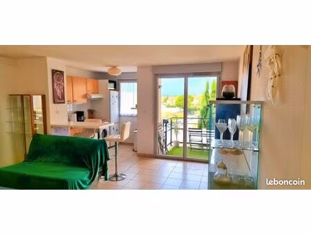 location meublée t3 65m2 avec piscine et balcon st estève (proche perpignan)