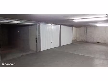 box / garage fermé sécurisé / marseille gare saint charles