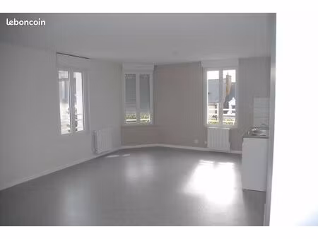 a louer t2 52m2 à martigné-ferchaud