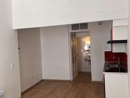 studio rez-de-chaussée centre ville