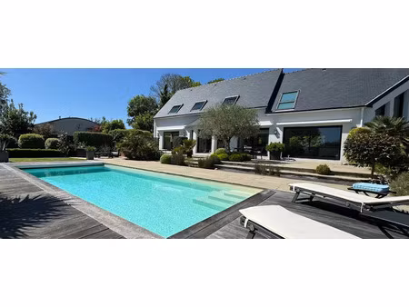 vente maison 6 pièces 230 m² à hennebont (56700)  934 500 €