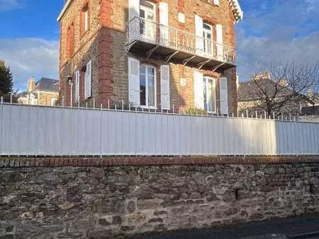 vente maison à dinard (35800) : à vendre / 176m² dinard