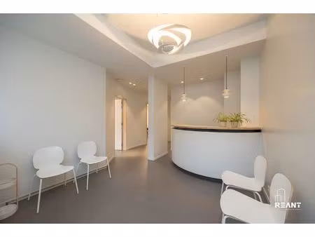 commercieel te huur in deurne