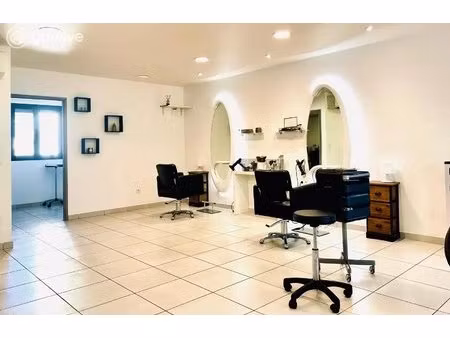 à vendre – fond de commerce salon de coiffure à cervione