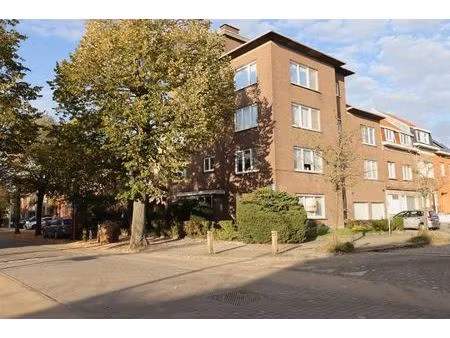 appartement te huur in kortrijk met 2 slaapkamers