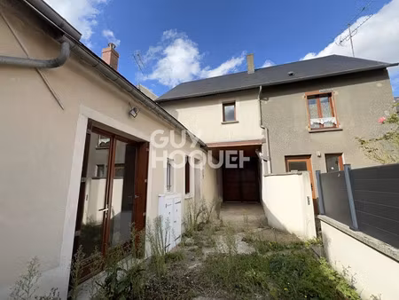 vente maison 8 pièces 253 m² à malesherbes (45330)  150 000 €