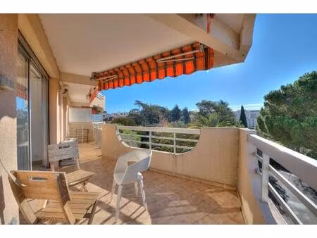 saint-raphaël ? appartement 4 pièces de 93 50 m² à pied du centre-ville  avec 3 terrasses 