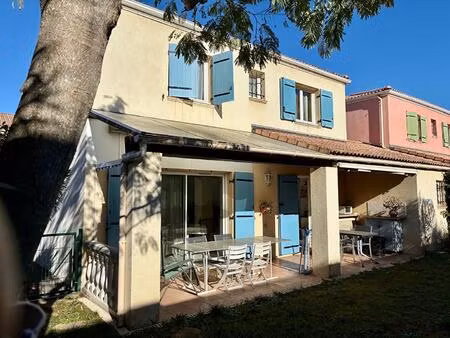 saint raphael villa 5 pièces résidence avec piscine et tennis