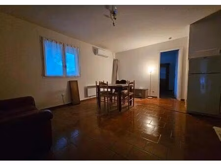 location appartement 2 pièces 43 m² à aix-en-provence (13080)