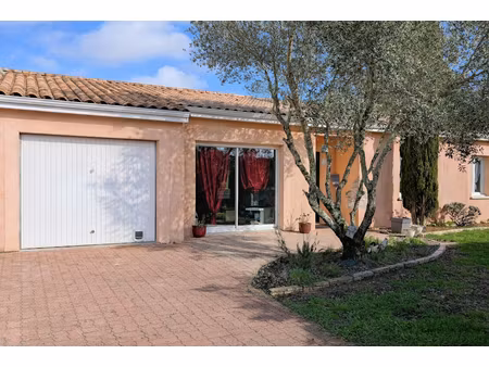 vente maison 4 pièces 94 m² à marcillac (33860)  174 900 €