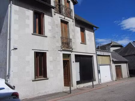 location maison 76m² egletons 19300