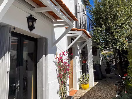 vente maison 3 pièces 69 m² toulon (83000)