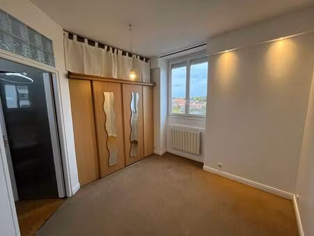 60500 chantilly - appartement 2 pieces  50 m² avec cave