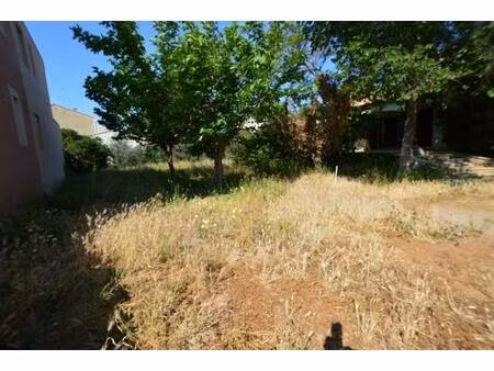 terrain a bâtir  viabilise & libre de construction de 368 m²