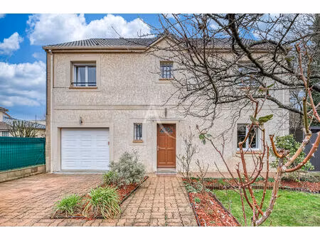 vente maison 6 pièces  130.00m²  neuilly