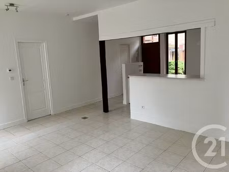 location appartement 3 pièces 65m² troyes 10000