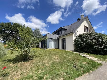 vente maison 8 pièces 136.2 m² à saint-aubin-du-pavail (35410)  299 990 €