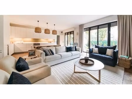 appartement 2 pièces bien agencé avec terrasse et jardin