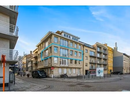 ruim woonappartement in het stadscentrum met open zicht op het mijnplein!