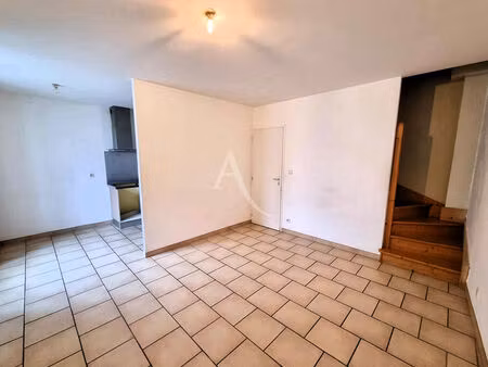 location maison 4 pièces  52.78m²  villeneuve