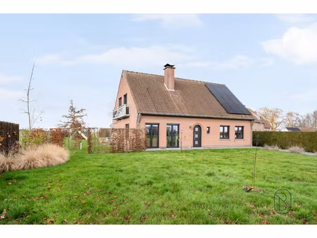 huis te koop in celles met 3 slaapkamers