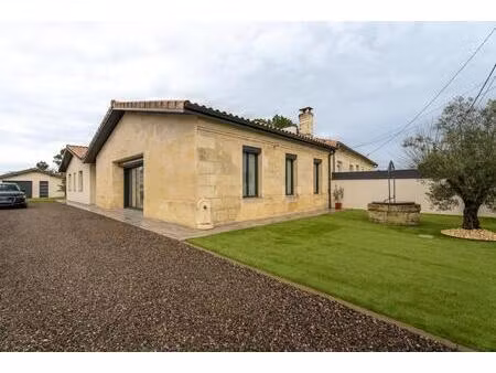 maison de 6 pièces de 147 m² à blanquefort