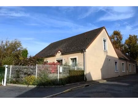 rare ! bâtiment récent à usage mixte avec grand potentiel