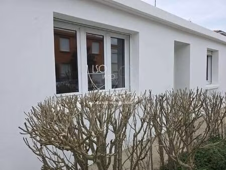 vente maison aux sables-d'olonne (85100) : à vendre / 71m² les sables-d'olonne