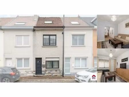 maison à vendre à ruisbroeksesteenweg 95 sint-pieters-leeuw (rbv26646)