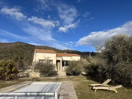 maison 102 m2 avec piscine sur terrain arboré de 1208 m2..