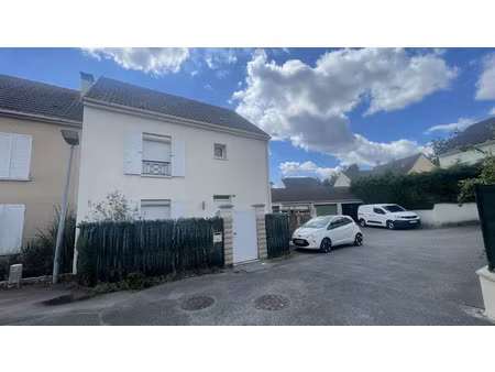 location maison 5 pièces 101 m² à villeneuve-saint-georges (94190)  nan €