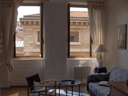 location appartement 2 pièces 52 m² à lyon 5 (69005)