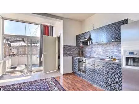 appartement 2 chambres avec terrasse 80 m² + cave 180 000