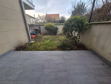 appartement f2 avec jardin privatif