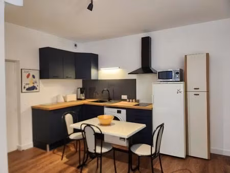 location appartement 2 pièces 28 m² à poitiers (86000)