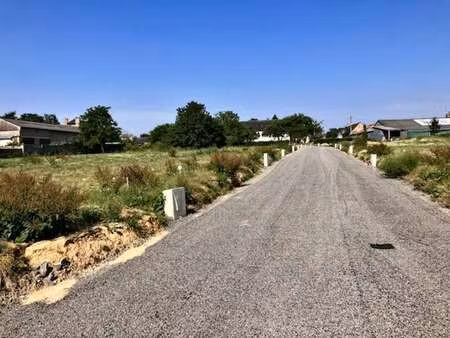 vente terrain à gahard (35490) : à vendre / gahard