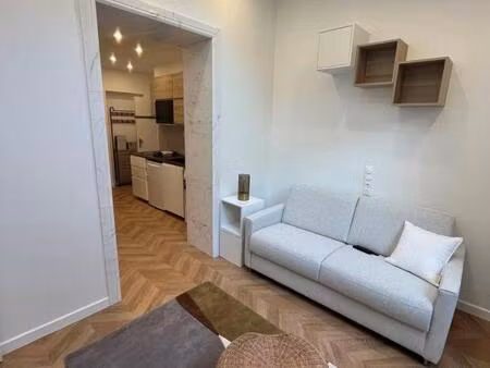 location appartement 1 pièce 21 m² à puteaux (92800)