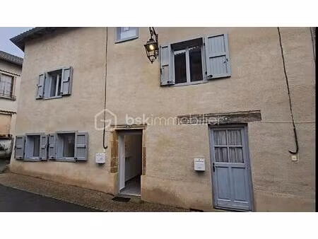 immeuble de 245 m² à balbigny