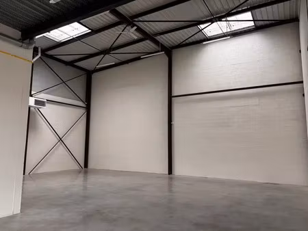 location local d'activités collegien 77090