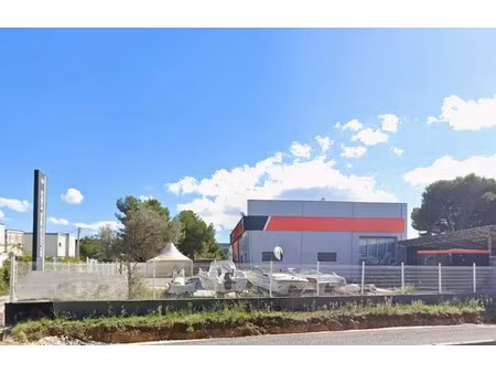 local d'activite commercial a louer