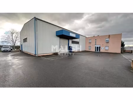 local d'activités à saint georges de reneins - a louer - 570 m²