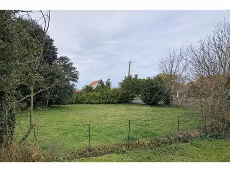 vente terrain 610 m² à marennes-hiers-brouage (17320)  90 000 €