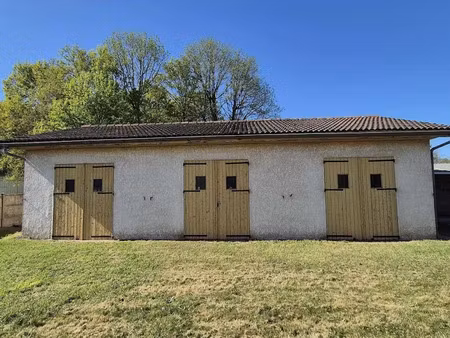 vente locaux professionnels 1 pièce 90 m² à saint-sauveur (33250)  88 000 €